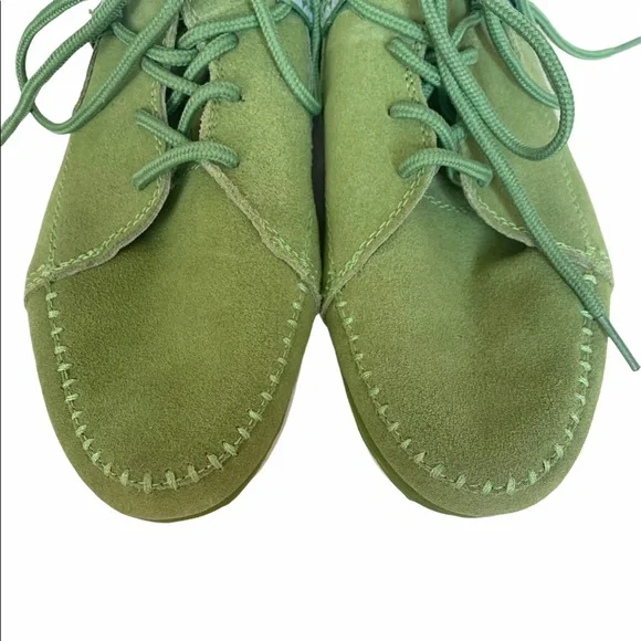 Nike bright green suede tie sneaker shoes - Picture 6 of 7